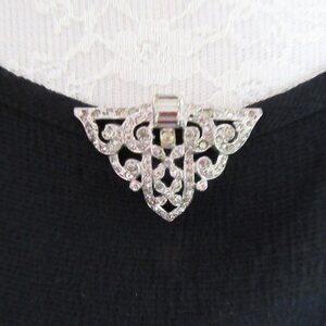 Vintage dress clip clear rhinestone filigree Art Nouveau Art Deco Revival